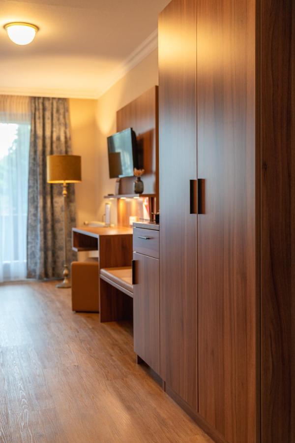 Parkhotel Bad Waldsee Exterior photo
